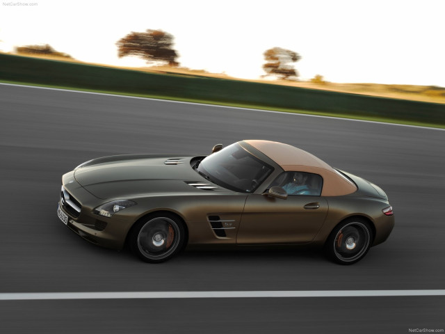 Mercedes-Benz SLS AMG Roadster фото