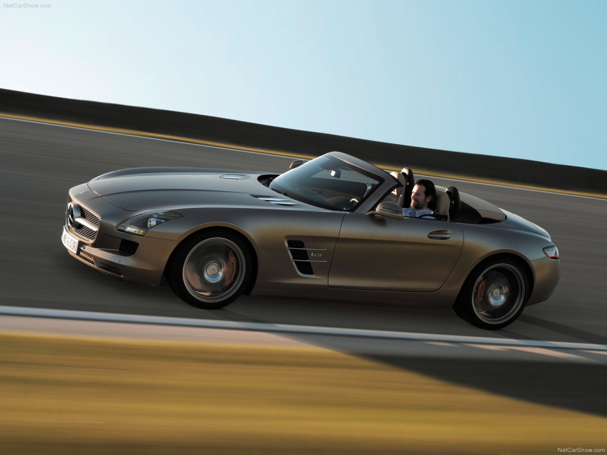 Mercedes-Benz SLS AMG Roadster фото 84087