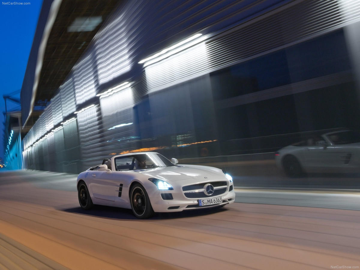 Mercedes-Benz SLS AMG Roadster фото 87976