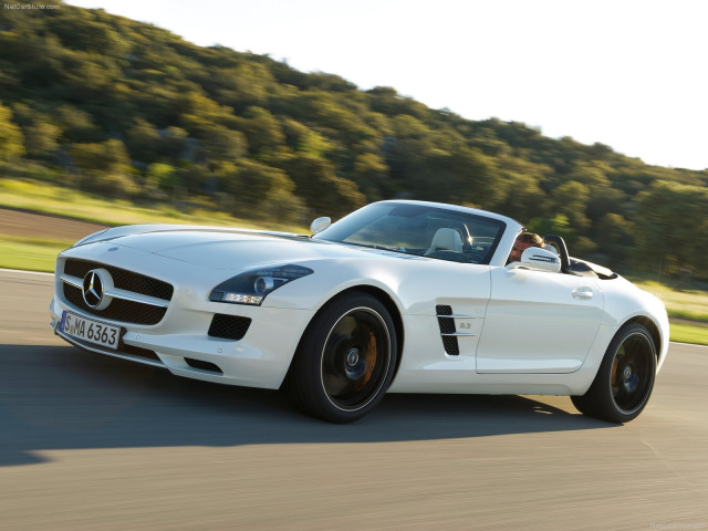 Mercedes-Benz SLS AMG Roadster фото