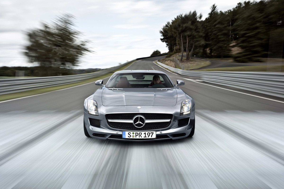 Mercedes-Benz SLS AMG фото 69598