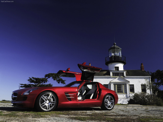 Mercedes-Benz SLS AMG фото