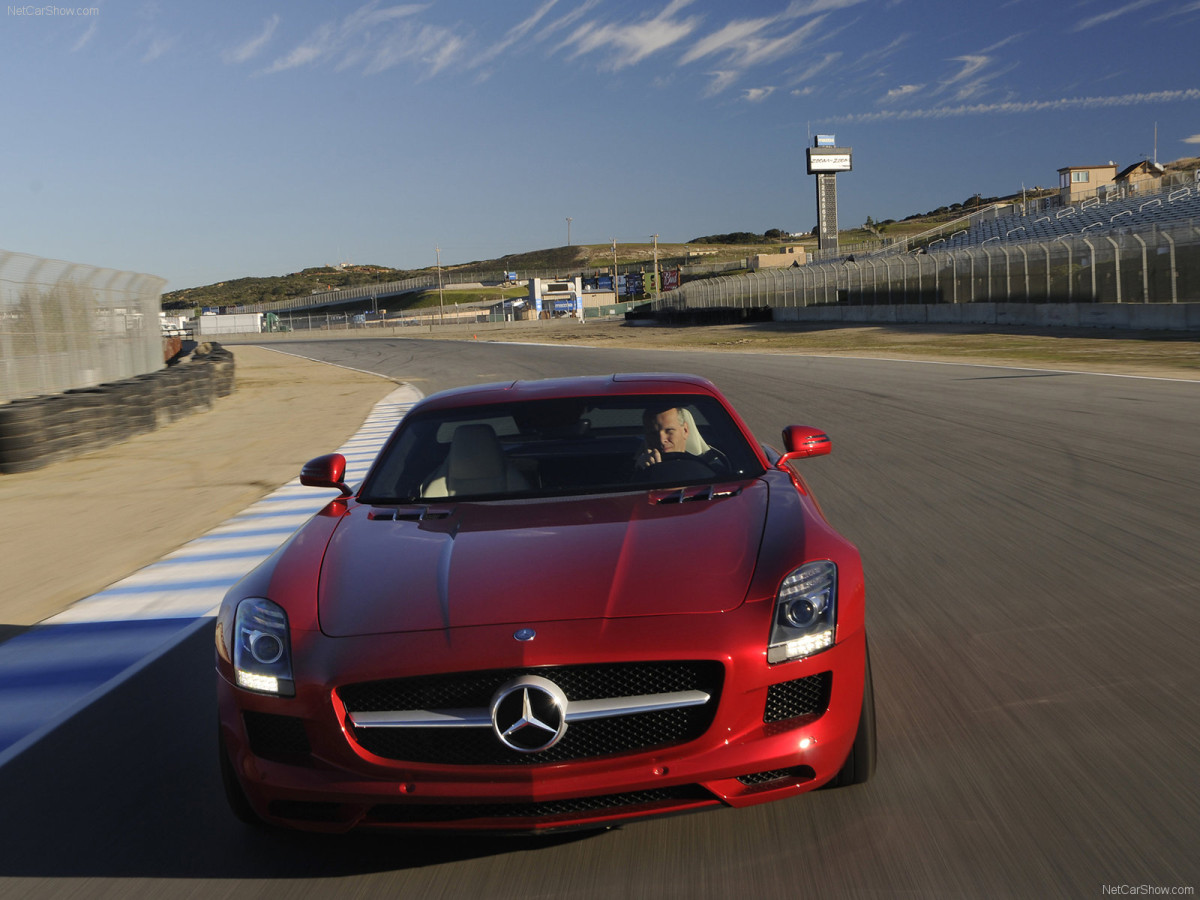 Mercedes-Benz SLS AMG фото 76059