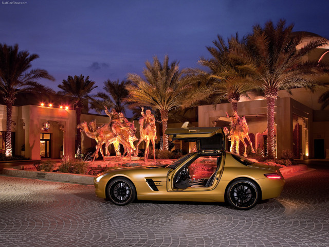 Mercedes-Benz SLS AMG фото