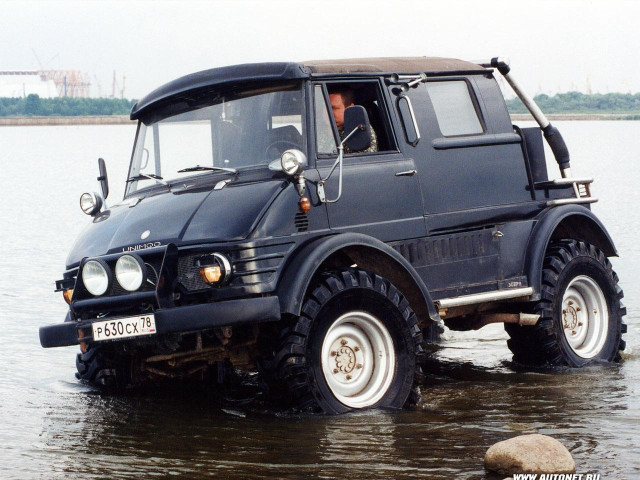 Mercedes-Benz Unimog фото