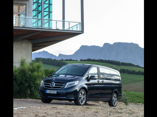 Mercedes-Benz V-Class фото