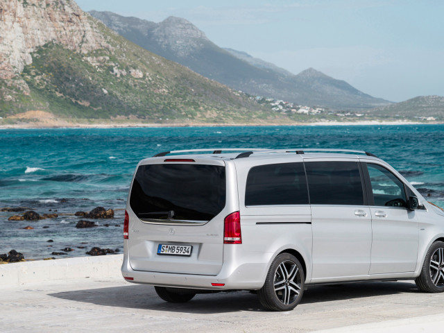 Mercedes-Benz V-Class фото