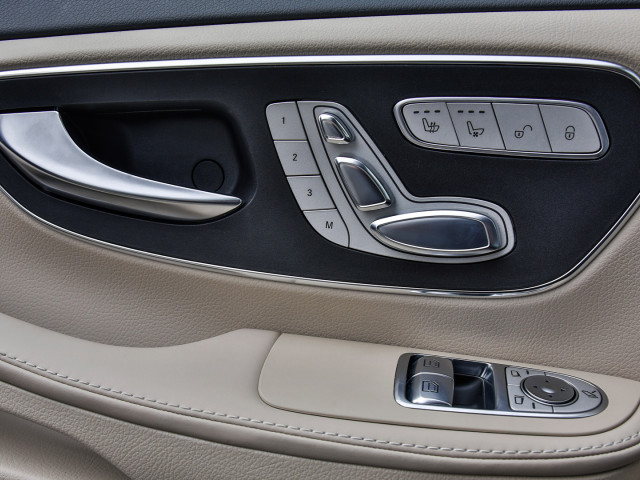 Mercedes-Benz V-Class фото