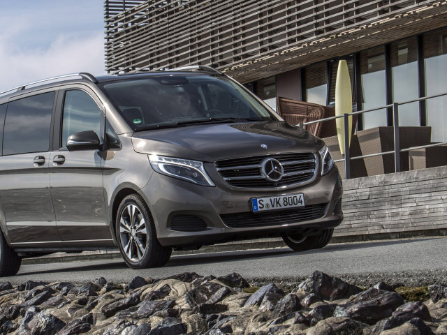 Mercedes-Benz V-Class фото