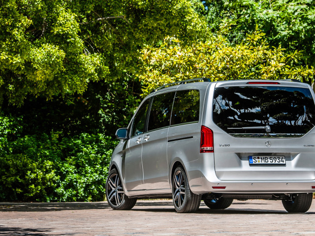 Mercedes-Benz V-Class фото