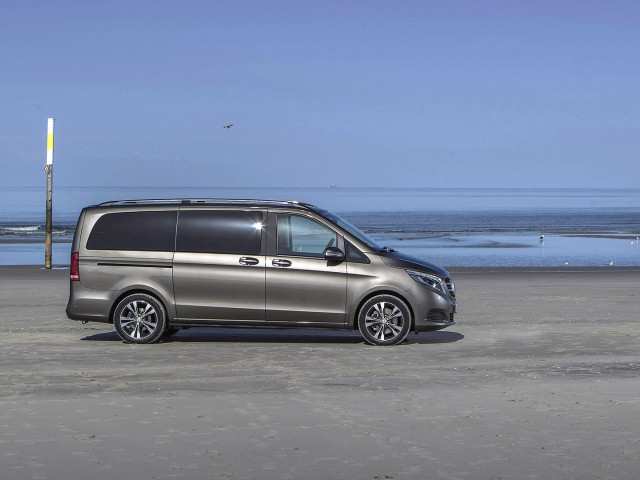 Mercedes-Benz V-Class фото