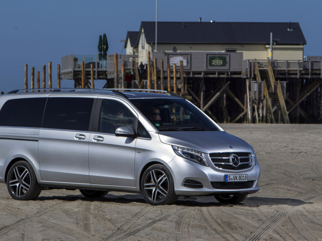 Mercedes-Benz V-Class фото