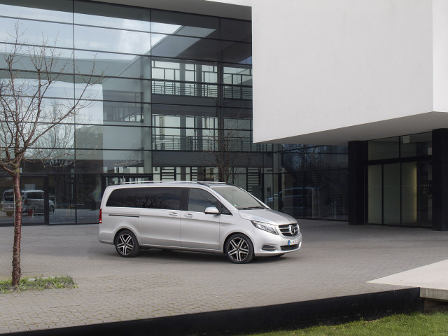 Mercedes-Benz V-Class фото