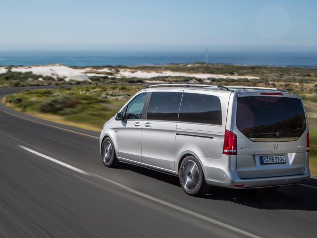 Mercedes-Benz V-Class фото