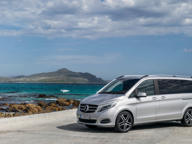 Mercedes-Benz V-Class фото