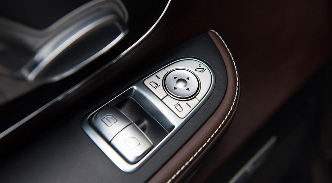 Mercedes-Benz V-Class фото 170357