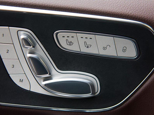 Mercedes-Benz V-Class фото