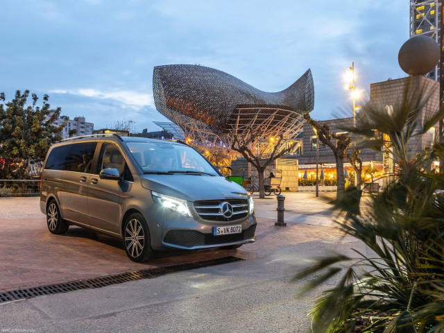 Mercedes-Benz V-Class фото