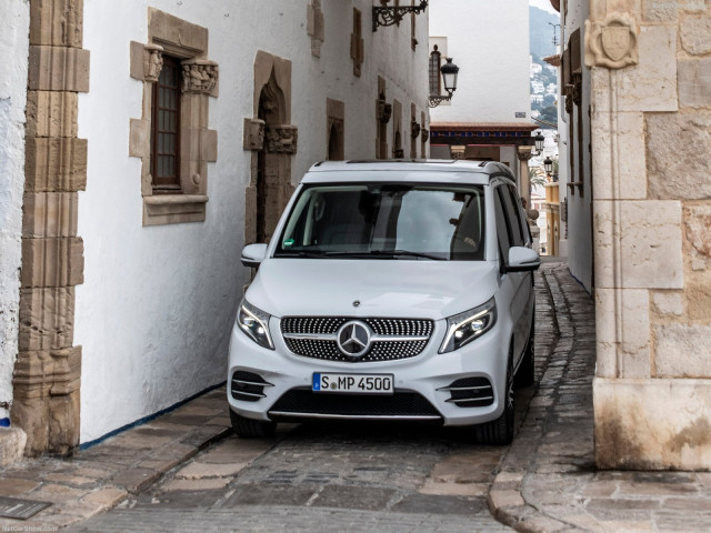 Mercedes-Benz V-Class фото