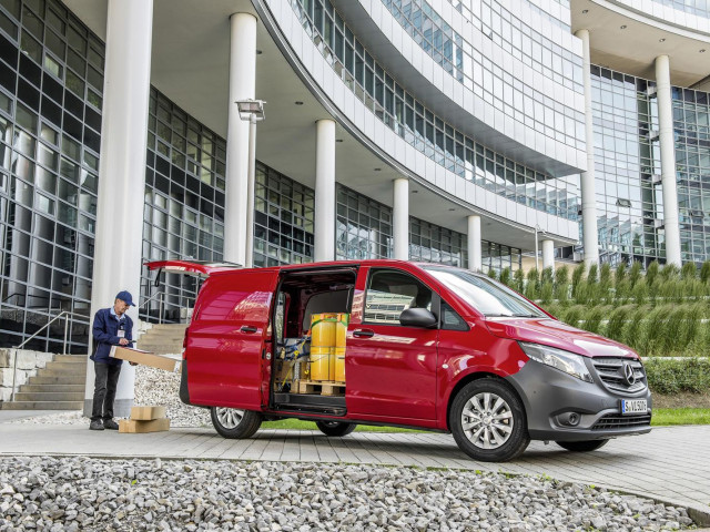 Mercedes-Benz Vito фото