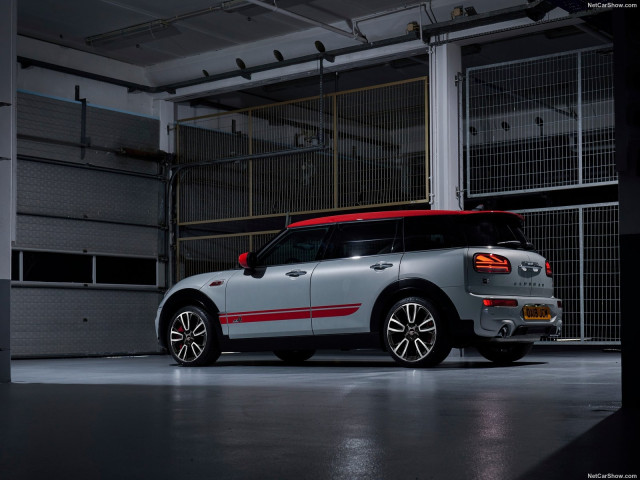 Mini Clubman John Cooper Works фото