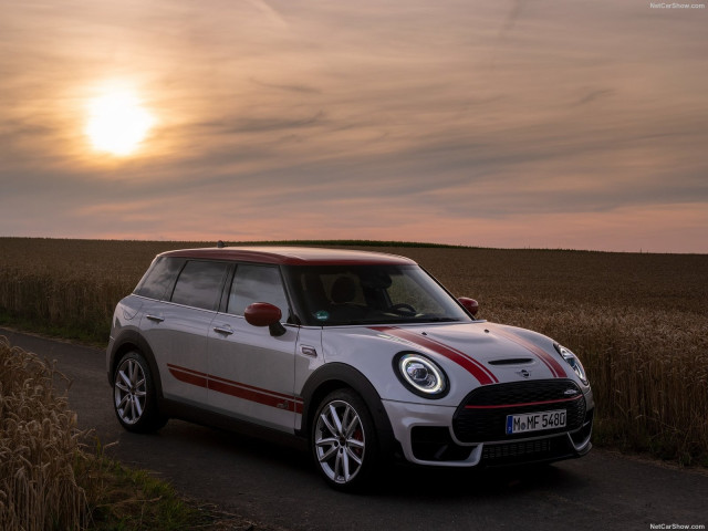 Mini Clubman John Cooper Works фото