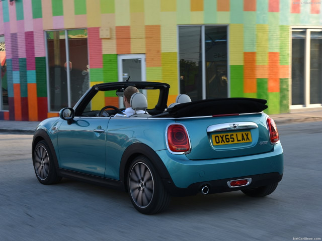 Mini Cooper Convertible фото