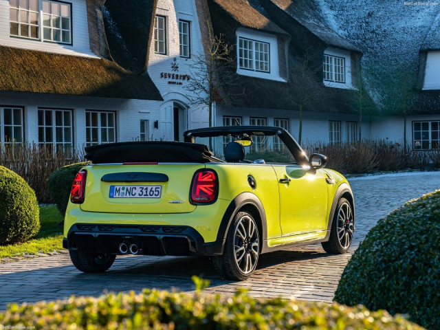 Mini Cooper Convertible фото