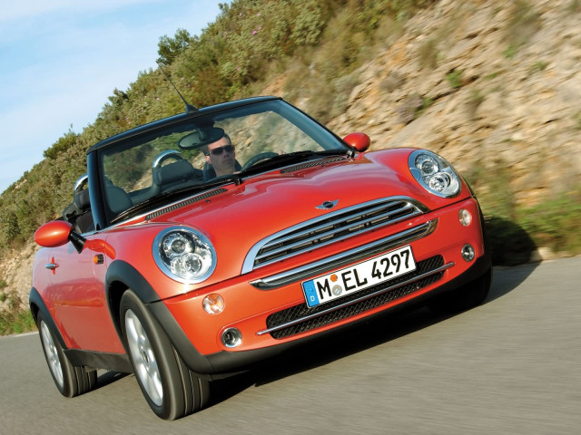 Mini Cooper Convertible фото