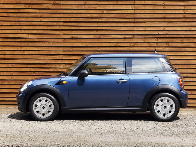 Mini Cooper First фото