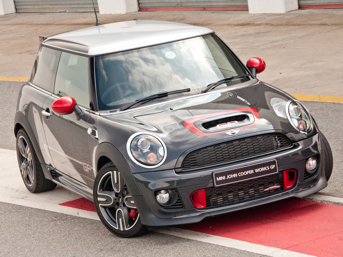 Mini Cooper John Cooper Works фото 103820