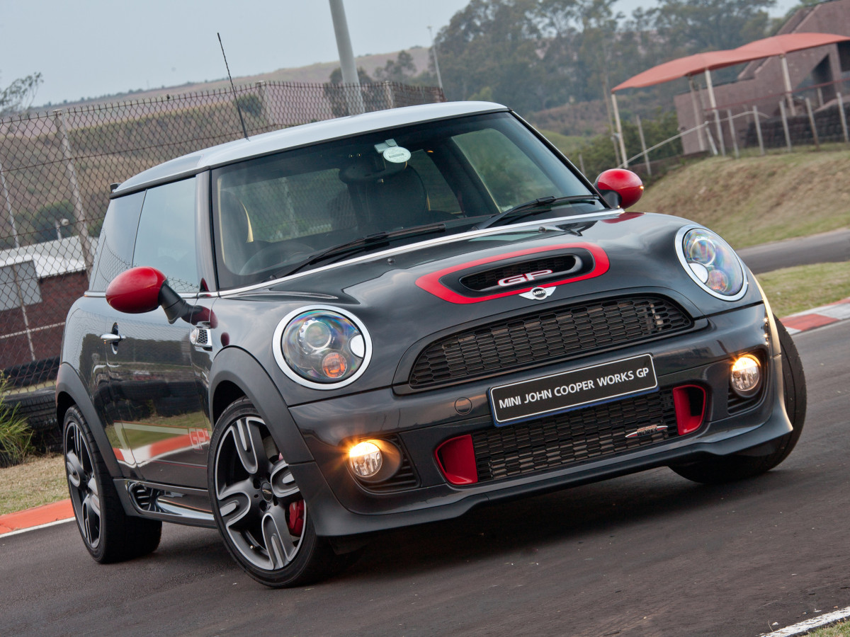 Mini Cooper John Cooper Works фото 103827