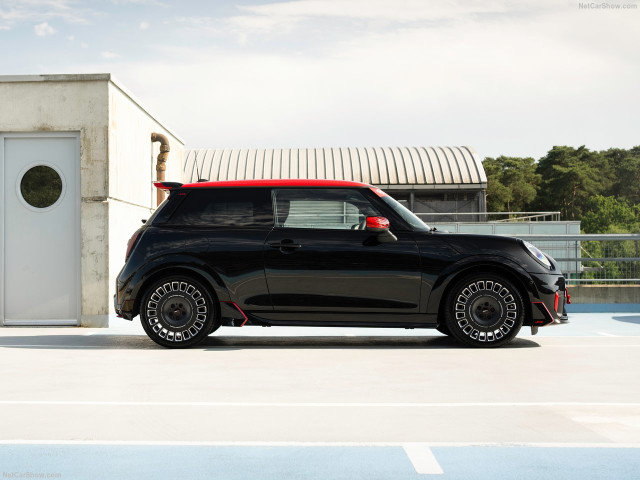 Mini Cooper John Cooper Works фото