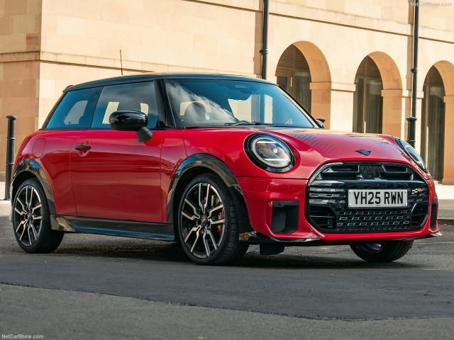 Mini Cooper John Cooper Works фото