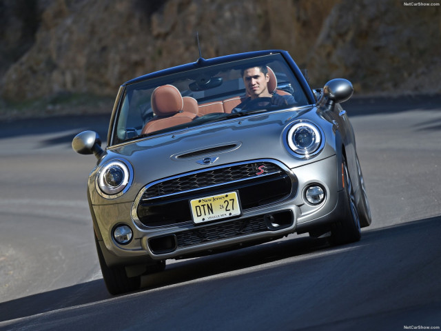 Mini Cooper S Convertible фото