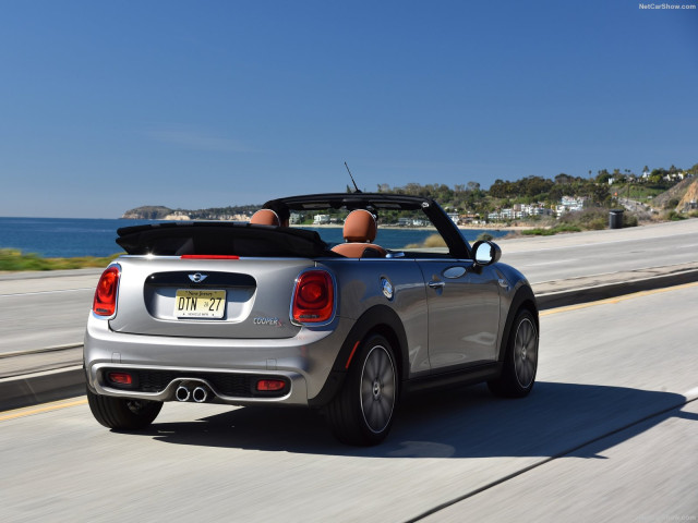 Mini Cooper S Convertible фото