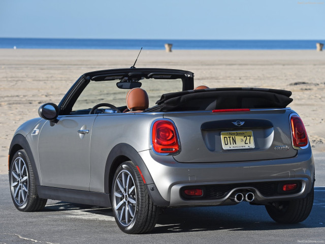 Mini Cooper S Convertible фото