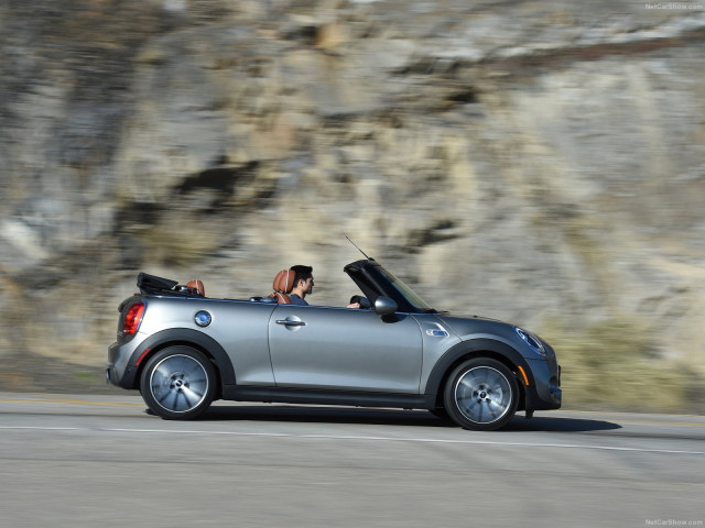 Mini Cooper S Convertible фото