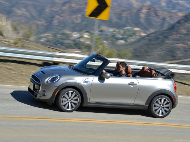 Mini Cooper S Convertible фото