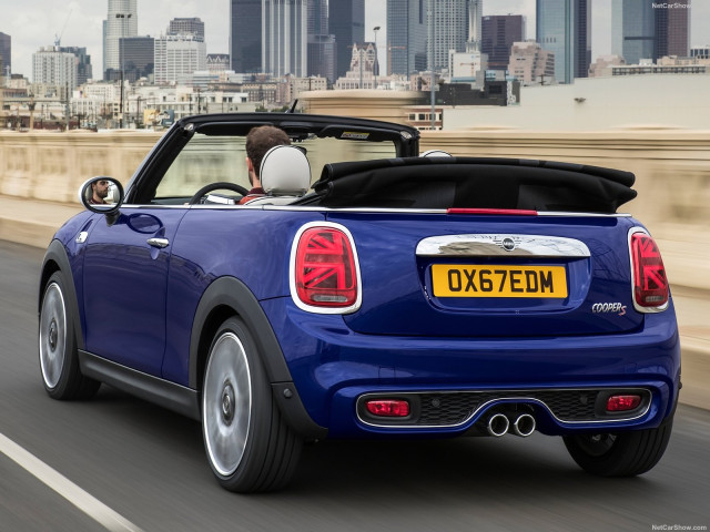 Mini Cooper S Convertible фото