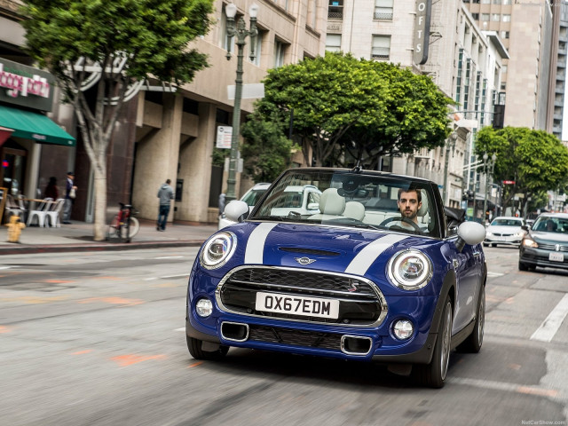 Mini Cooper S Convertible фото