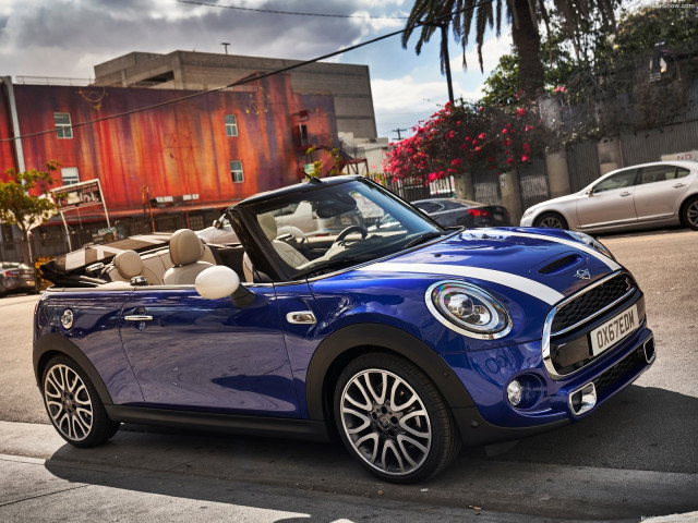 Mini Cooper S Convertible фото