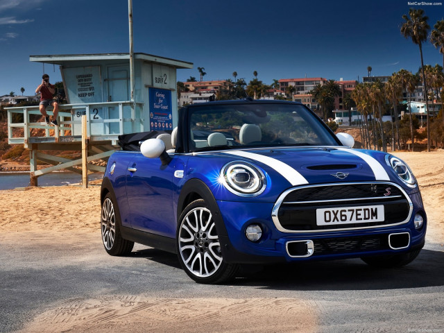 Mini Cooper S Convertible фото