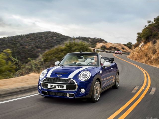 Mini Cooper S Convertible фото