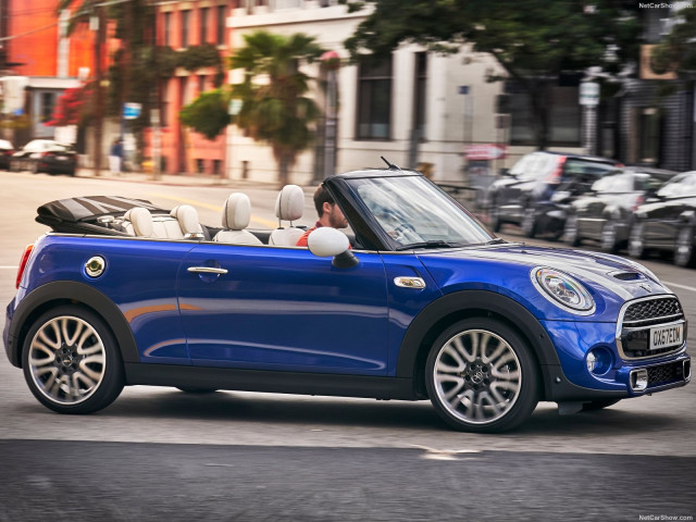 Mini Cooper S Convertible фото