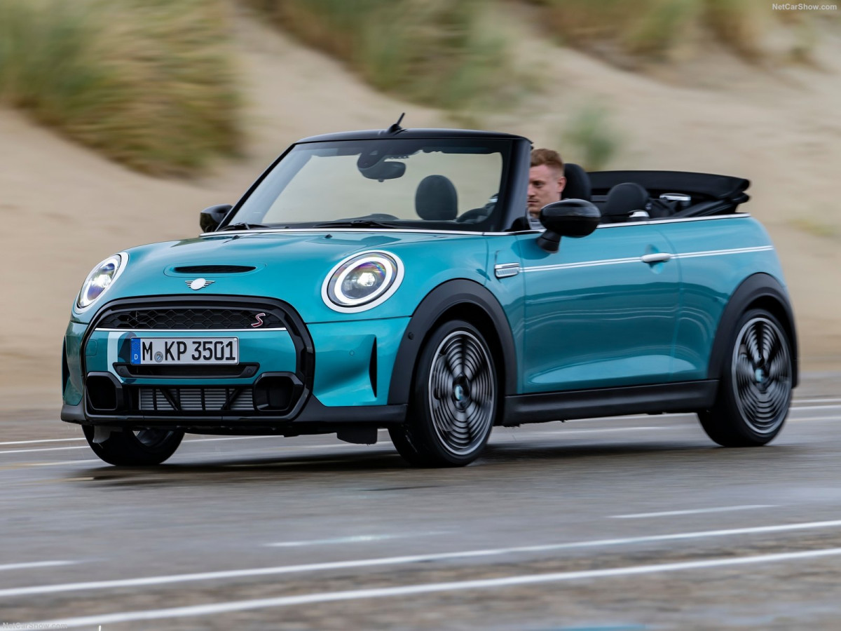 Mini Cooper S Convertible фото 210151