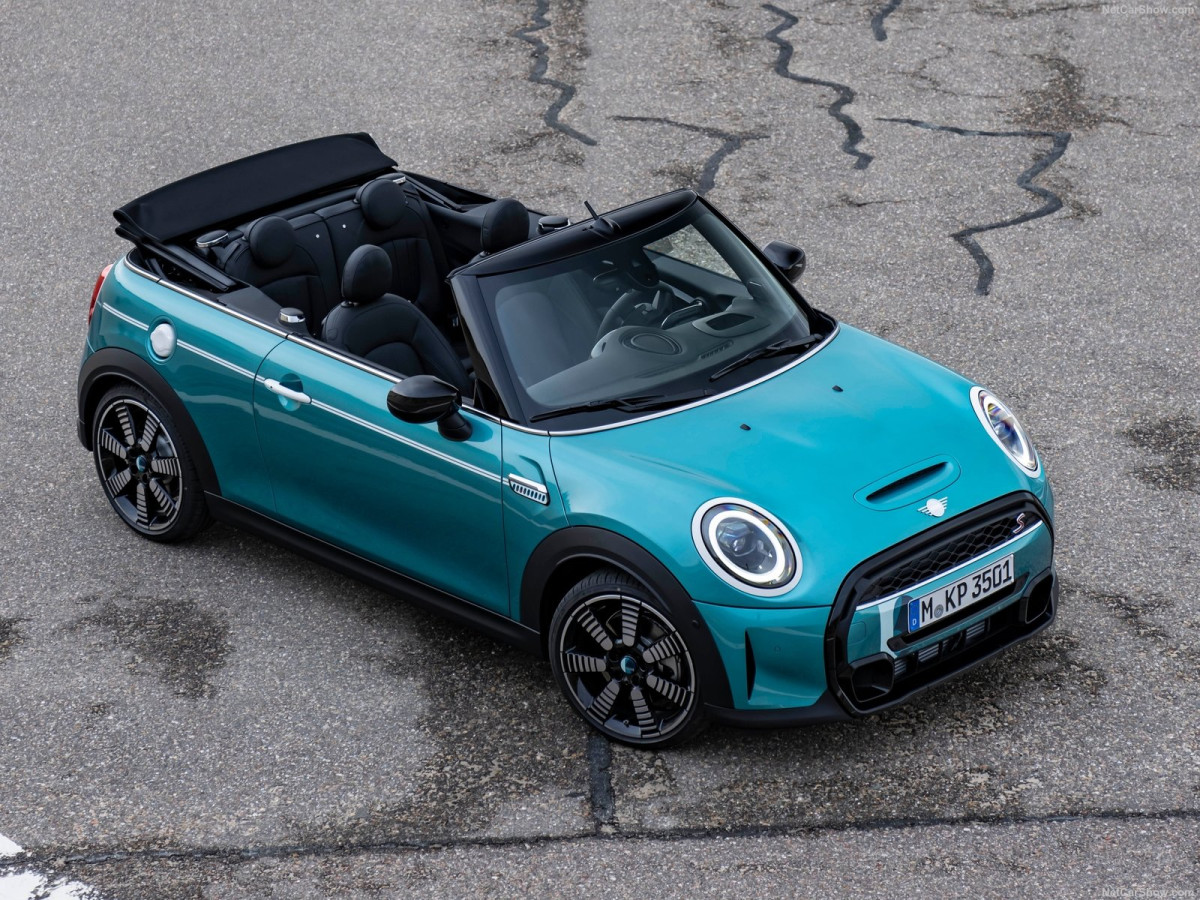 Mini Cooper S Convertible фото 210152