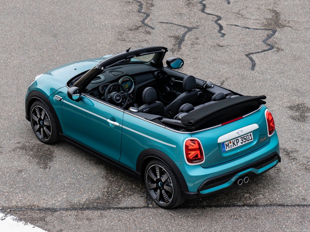 Mini Cooper S Convertible фото 210156