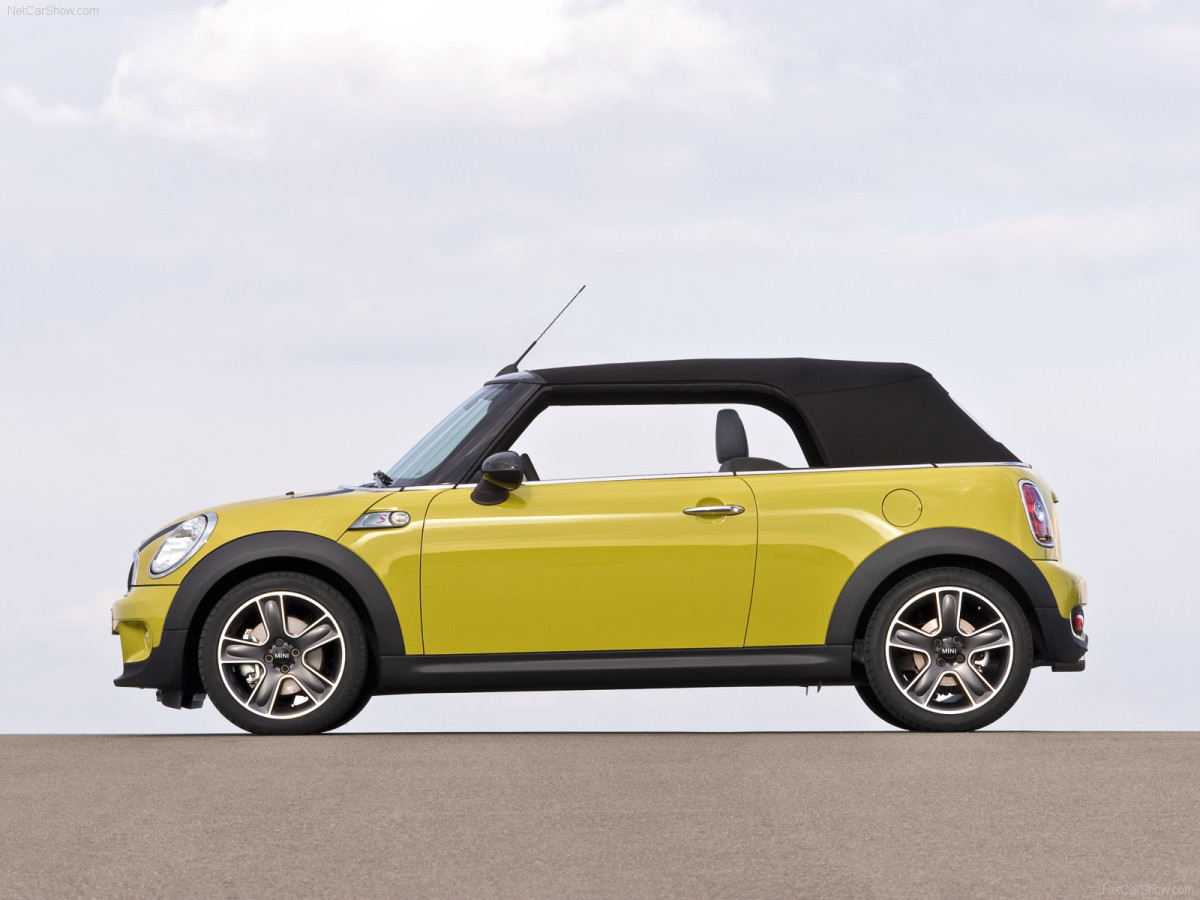 Mini Cooper S Convertible фото 60998