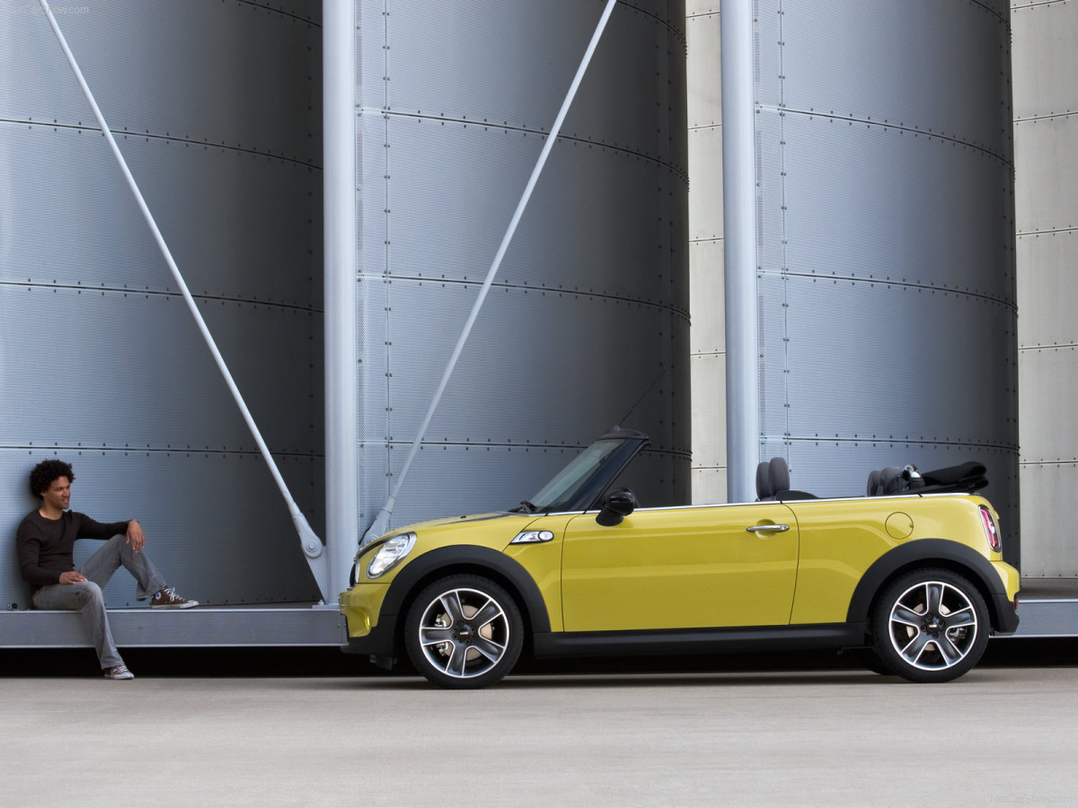 Mini Cooper S Convertible фото 61001